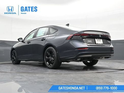 Certified 2025 Honda Accord SE image 36