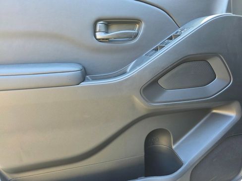 New 2026 Nissan Frontier S image 13