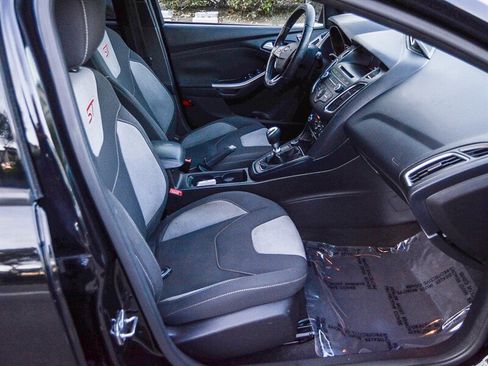 Used 2016 Ford Focus ST image 15