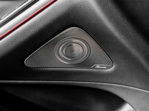 Used 2022 Mercedes-Benz S 580 4MATIC Sedan w/ AMG Line Package image 46