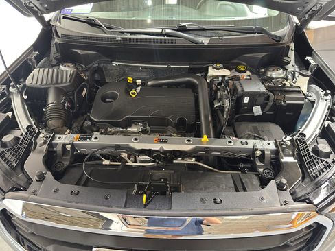 Used 2023 GMC Terrain SLE FWD image 33