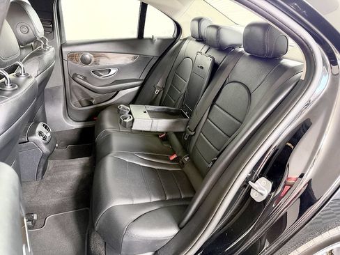 Used 2017 Mercedes-Benz C 300 4MATIC Sedan image 38