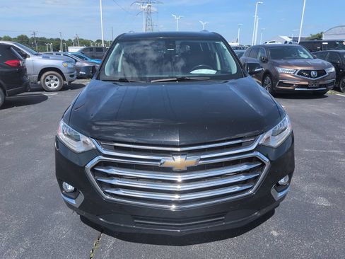 Used 2019 Chevrolet Traverse High Country AWD/4WD image 9