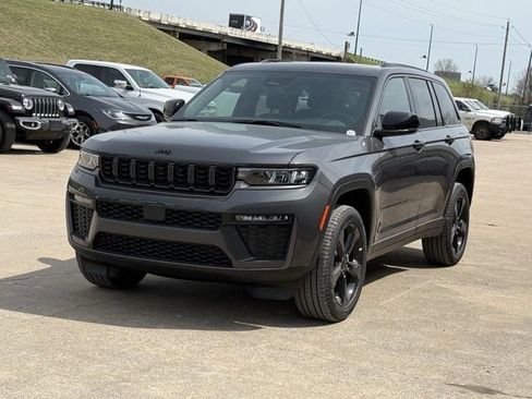 New 2026 Jeep Grand Cherokee Limited AWD/4WD image 12