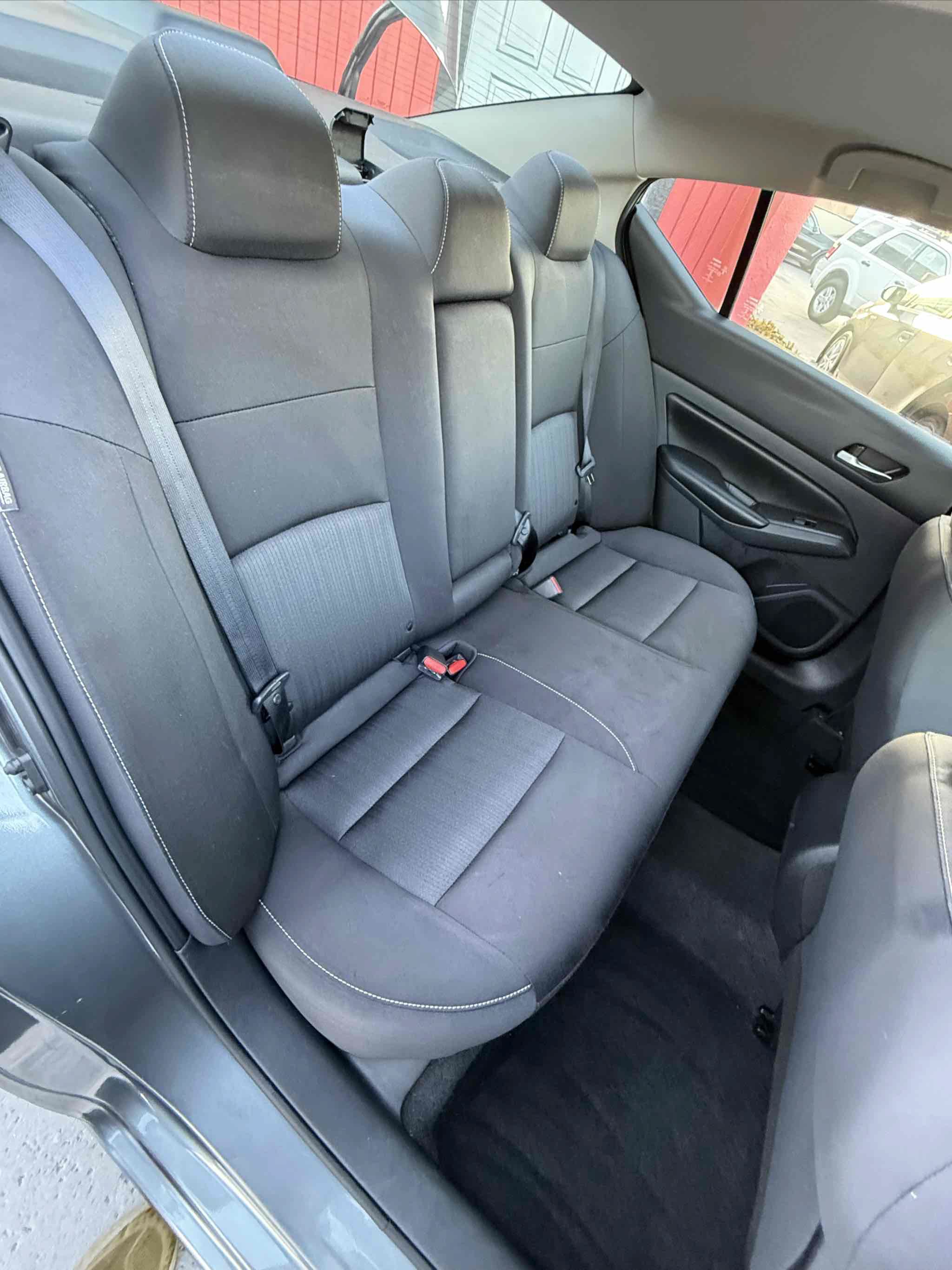 Used 2022 Nissan Altima 2.5 S FWD image 9