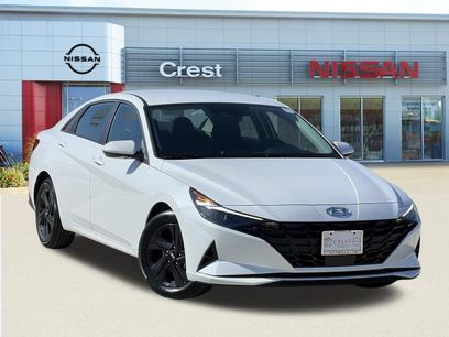 Used 2022 Hyundai Elantra SEL w/ Convenience Package