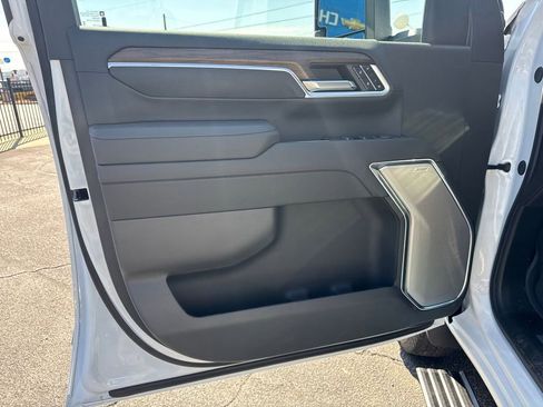 New 2026 Chevrolet Silverado 3500 High Country w/ High Country Premium Package AWD/4WD image 11