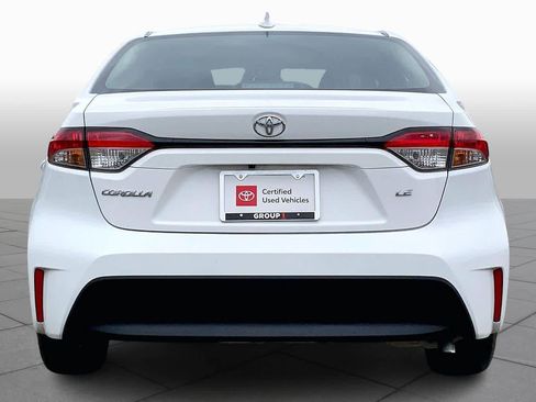 Used 2025 Toyota Corolla LE image 4