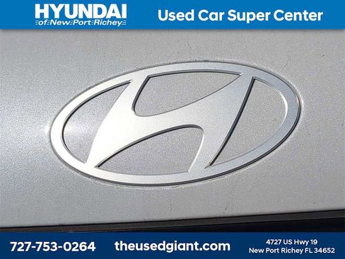 New 2026 Hyundai Ioniq 9 SEL image 12