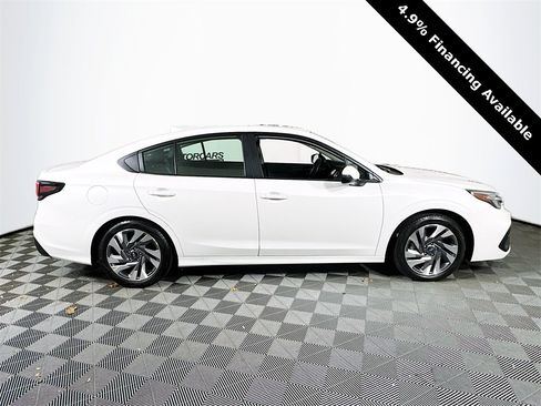 Used 2025 Subaru Legacy Limited image 8