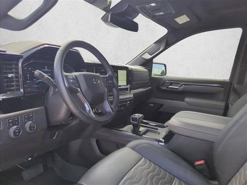 Used 2025 Chevrolet Silverado 1500 ZR2 AWD/4WD image 5