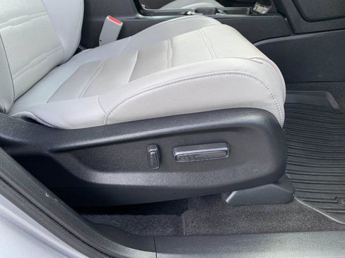 Used 2020 Honda CR-V EX-L image 41