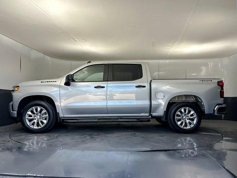 Used 2022 Chevrolet Silverado 1500 Custom w/ LPO, Dark Essentials Package AWD/4WD image 6