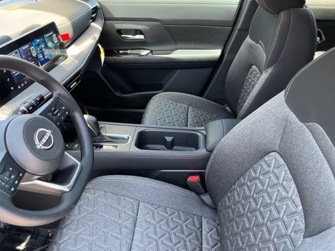 New 2026 Nissan Kicks SV FWD image 17