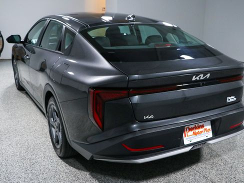 Used 2025 Kia K4 FWD image 9
