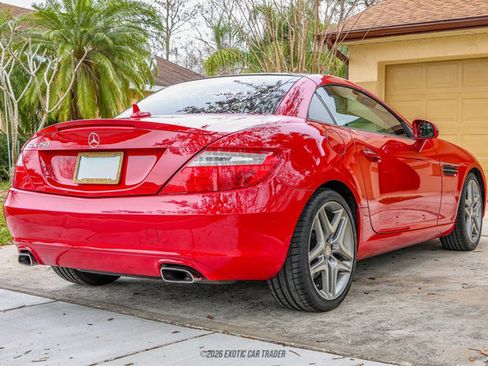 Used 2015 Mercedes-Benz SLK 250 image 19
