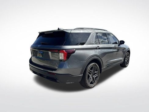 Used 2026 Ford Explorer ST-Line w/ ST-Line Street Pack RWD image 5