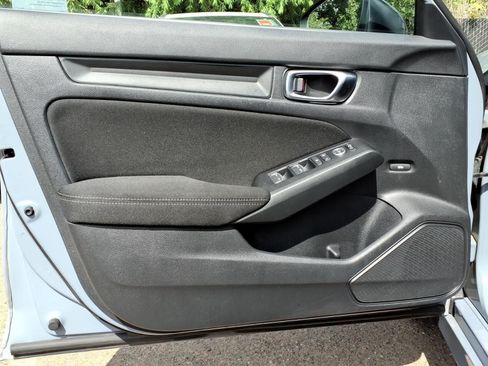 Used 2022 Honda Civic Sport image 12