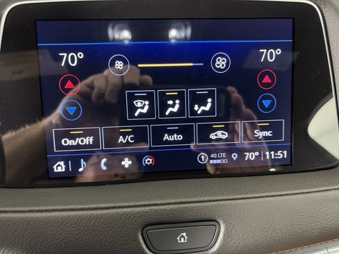 Certified 2023 Cadillac XT4 Sport AWD/4WD image 23