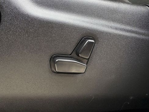 Used 2023 Dodge Durango GT image 26