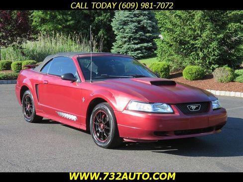 Used 2003 Ford Mustang Premium image 3