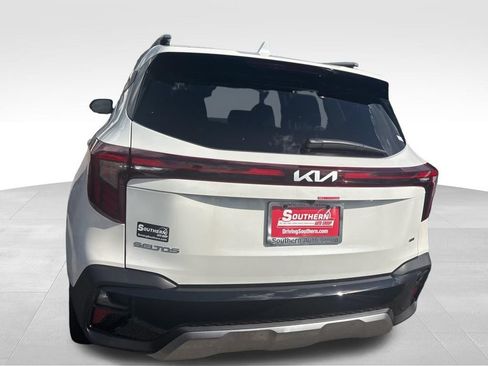 Used 2024 Kia Seltos SX AWD/4WD image 16