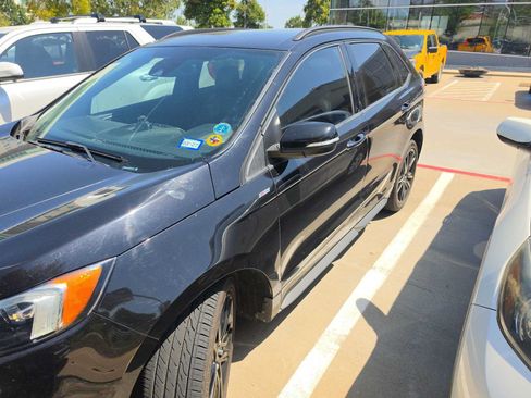 Used 2020 Ford Edge ST-Line FWD image 1