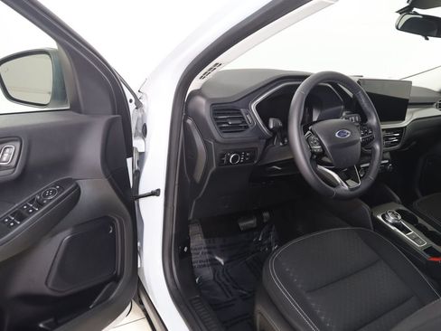 Used 2023 Ford Escape Active w/ Tech Pack #1 AWD/4WD image 42