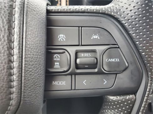 Used 2025 Toyota Tacoma SR5 image 19