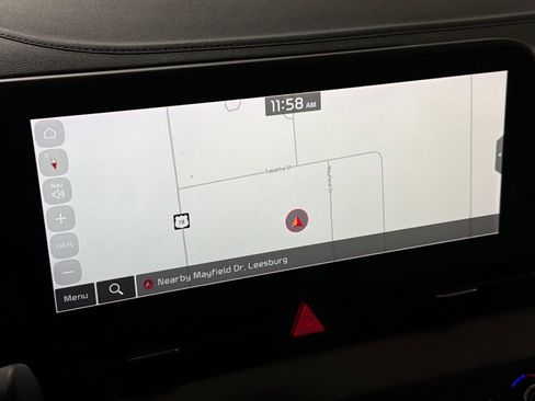 Used 2025 Kia Sportage EX image 6