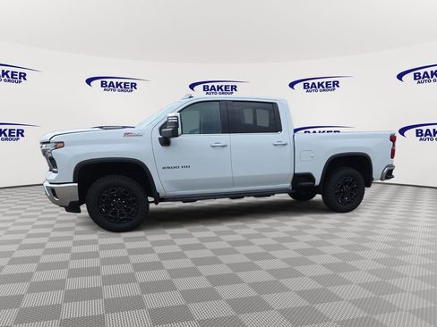 Used 2024 Chevrolet Silverado 2500 LTZ w/ LTZ Plus Package image 8