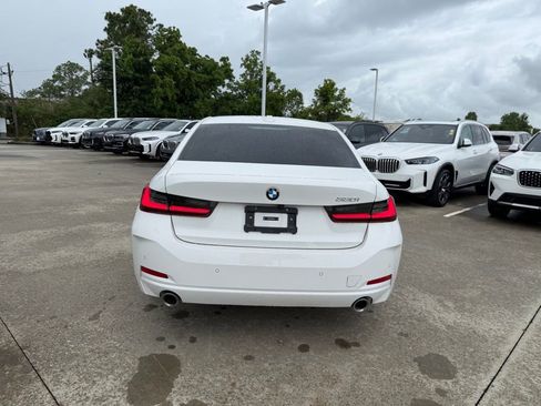Certified 2025 BMW 330i Sedan RWD image 5