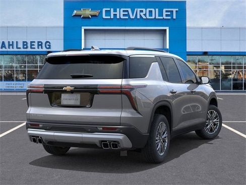 New 2026 Chevrolet Traverse LT w/ LPO, Floor Liner Package image 4