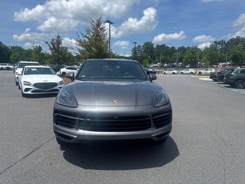 Used 2021 Porsche Cayenne S AWD/4WD image 2