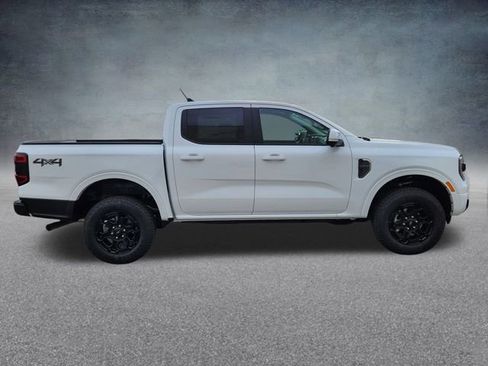 New 2025 Ford Ranger Lariat w/ Black Appearance Package image 8