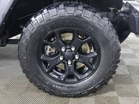 Used 2021 Jeep Wrangler Unlimited Sport AWD/4WD image 18