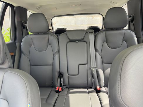 Certified 2023 Volvo XC90 T8 Plus w/ Protection Package Premier image 20