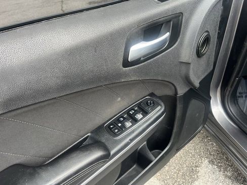 Used 2018 Dodge Charger GT image 13
