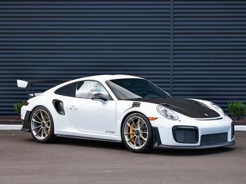 Certified 2018 Porsche 911 GT2 RS image 9