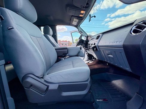 Used 2013 Ford F250 XLT w/ XLT Value Pkg image 30
