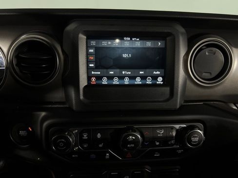 Used 2023 Jeep Wrangler Unlimited w/ Cold Weather Group image 20