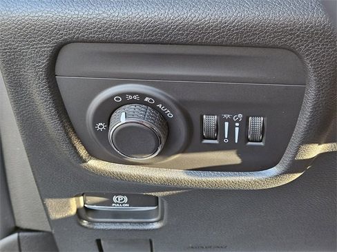 New 2025 Jeep Grand Cherokee Laredo image 26