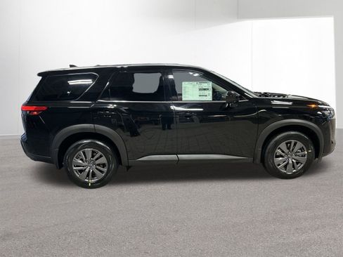 New 2026 Nissan Pathfinder S image 39
