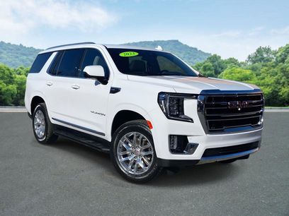 Used 2023 GMC Yukon SLT w/ SLT Premium Package