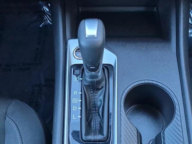 Used 2025 Nissan Altima 2.5 SV FWD image 12