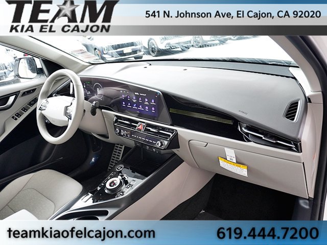 New 2026 Kia Niro Wave w/ Wave Preserve Package FWD image 10