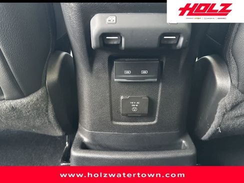 Used 2021 Jeep Wrangler Unlimited Sahara AWD/4WD image 26