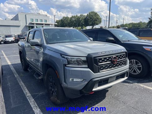 Used 2023 Nissan Frontier Pro-X w/ Pro-X Premium Package RWD image 4