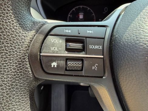 Used 2023 Honda HR-V LX image 10
