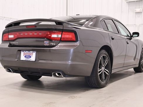 Used 2014 Dodge Charger R/T AWD/4WD image 9